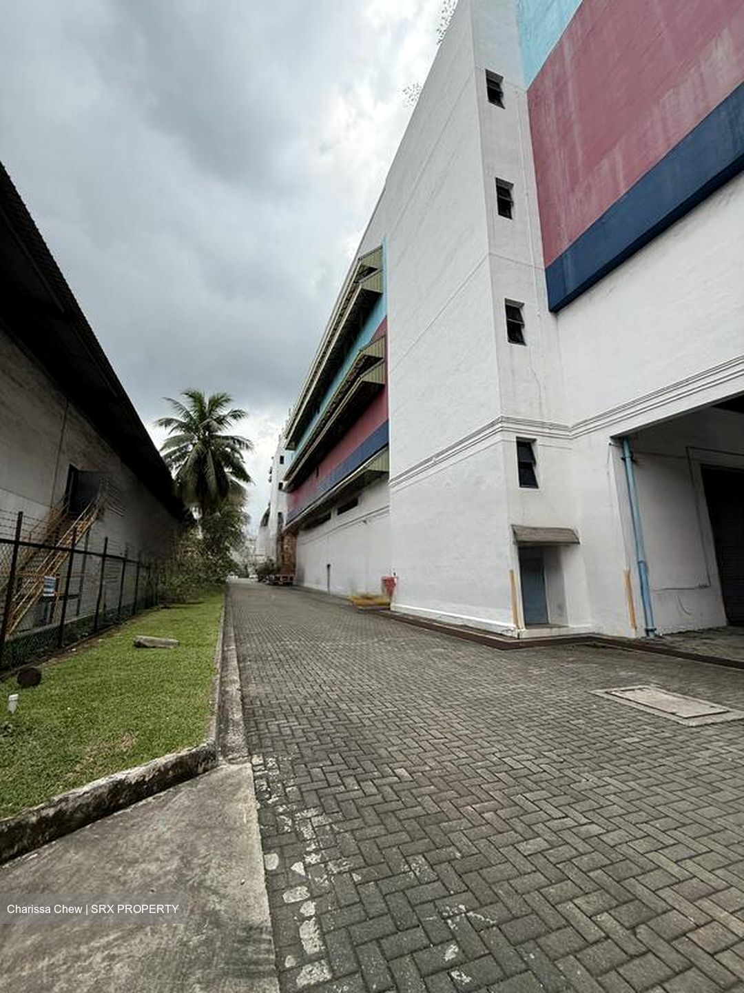 Jurong Districentre (D22), Factory #498301931